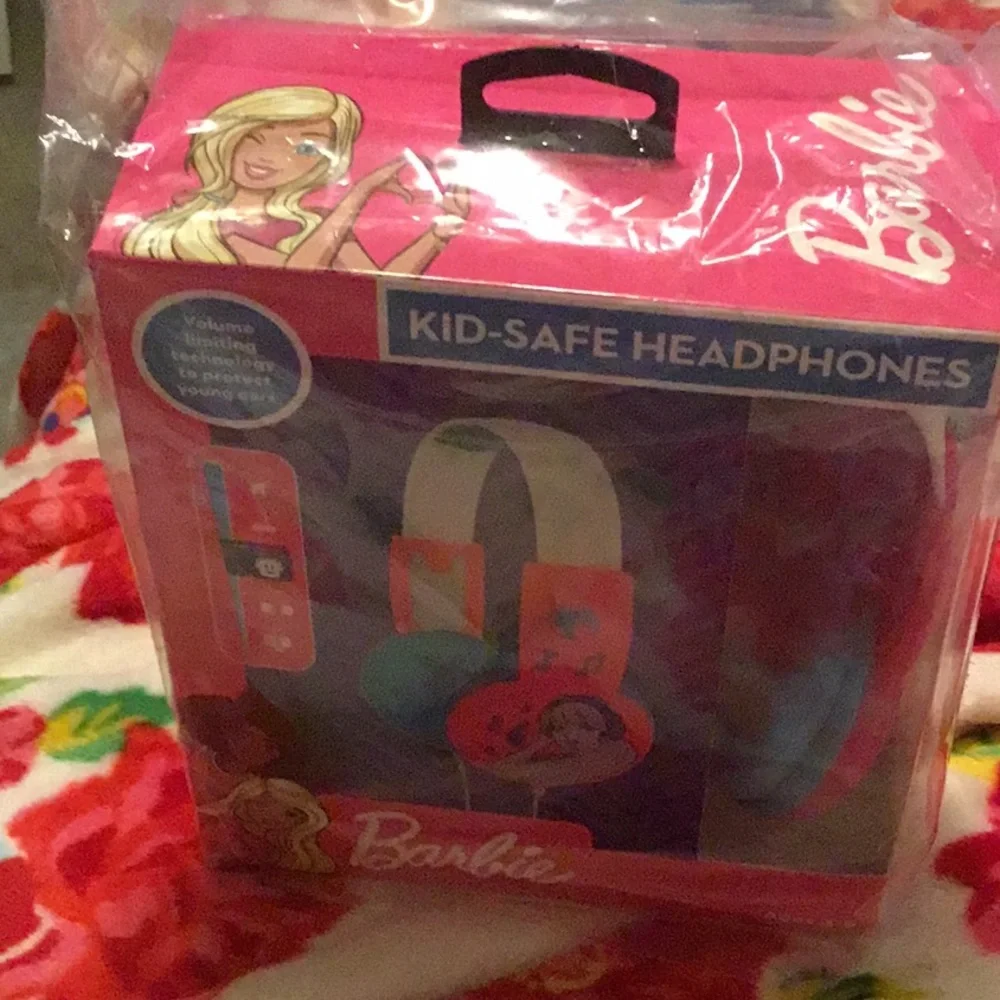 Barbie Kids Headphone - New In Box (kids)